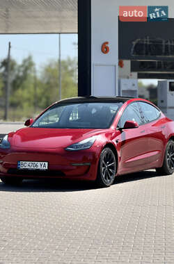 Седан Tesla Model 3 2022 в Києві