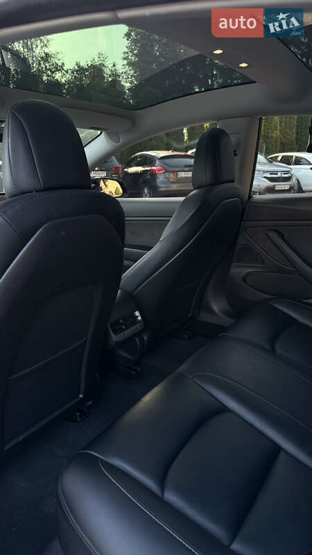 Седан Tesla Model 3 2019 в Тернополе фото 23 Седан Tesla Model 3 2019 в Тернополе