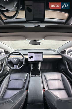 Седан Tesla Model 3 2018 в 