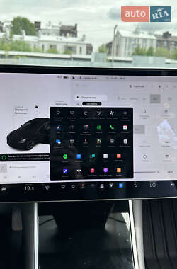 Седан Tesla Model 3 2018 в 