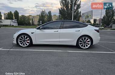 Седан Tesla Model 3 2019 в Днепре