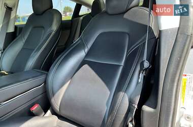 Седан Tesla Model 3 2018 в 