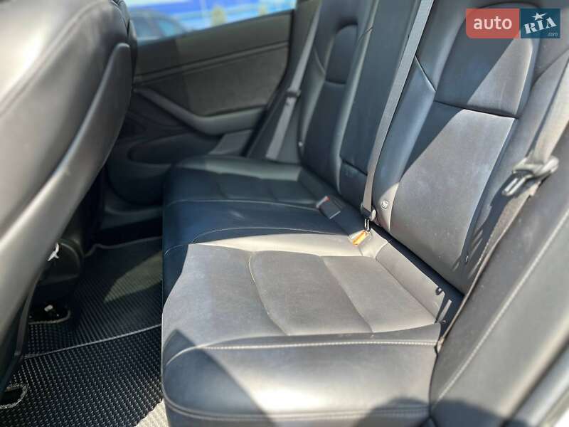 Седан Tesla Model 3 2018 в Виннице фото 28 Седан Tesla Model 3 2018 в Виннице