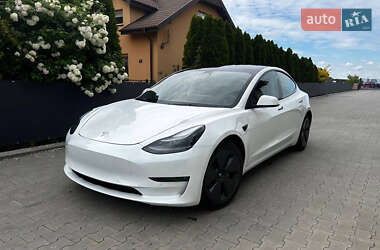 Седан Tesla Model 3 2021 в Бориславе