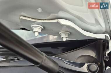 Седан Tesla Model 3 2020 в 