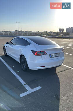 Седан Tesla Model 3 2018 в 