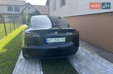 Седан Tesla Model 3 2018 в 