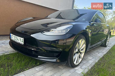 Седан Tesla Model 3 2018 в 