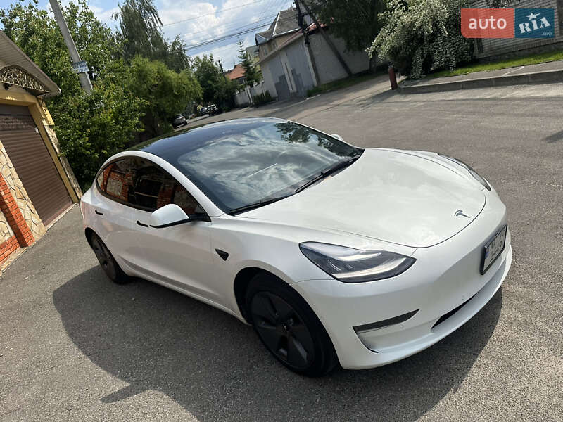 Седан Tesla Model 3 2023 в Киеве фото 14 Седан Tesla Model 3 2023 в Киеве