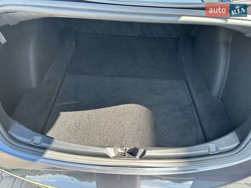 Седан Tesla Model 3 2021 в Луцьку
