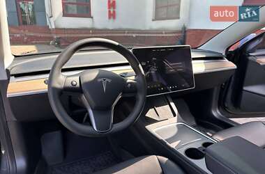 Седан Tesla Model 3 2021 в Луцке
