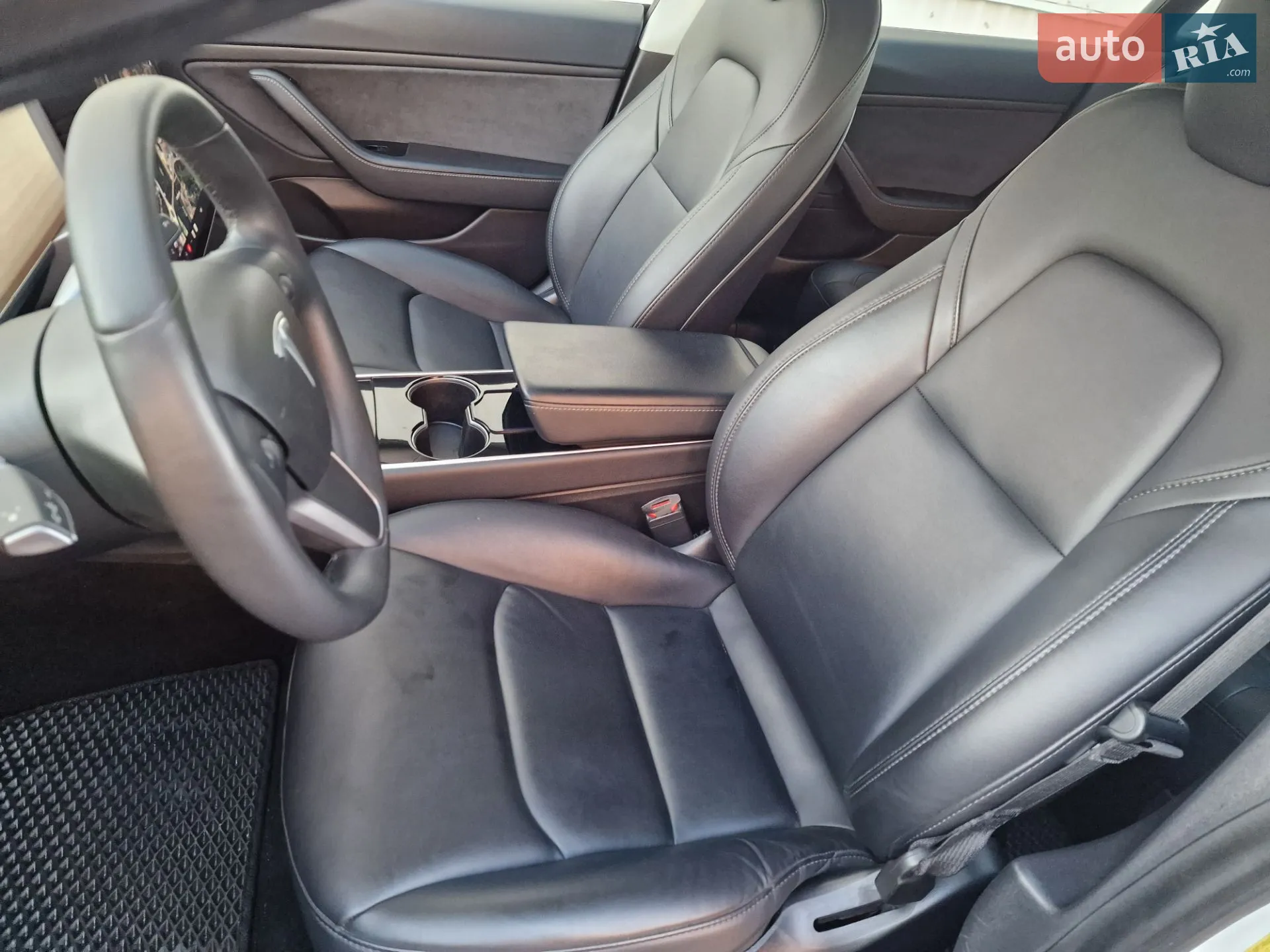 2020 Tesla Model 3 - мініатюра 15