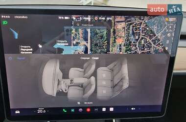 Седан Tesla Model 3 2020 в 