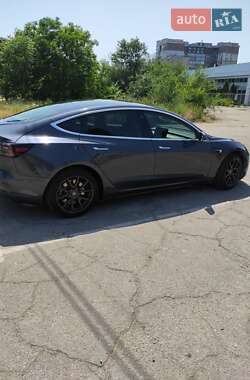 Седан Tesla Model 3 2019 в 