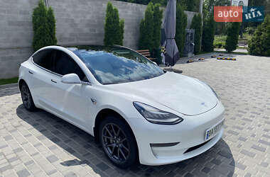 Седан Tesla Model 3 2020 в Кропивницком
