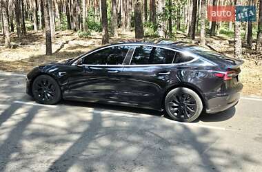 Седан Tesla Model 3 2018 в 