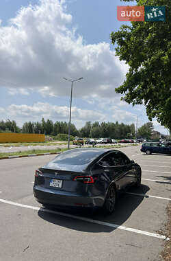 Седан Tesla Model 3 2018 в 