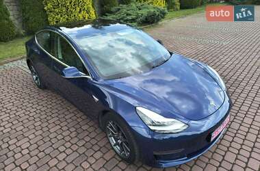 Седан Tesla Model 3 2018 в 