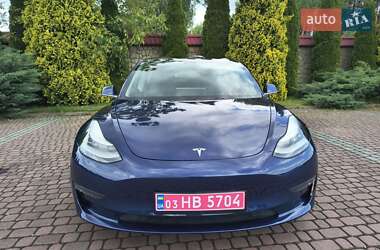 Седан Tesla Model 3 2018 в 