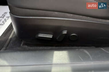 Седан Tesla Model 3 2020 в 