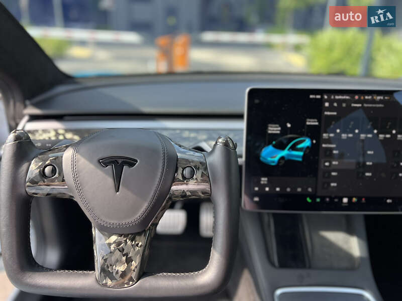 Седан Tesla Model 3 2019 в Києві