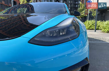 Седан Tesla Model 3 2019 в 