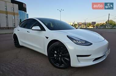 Седан Tesla Model 3 2019 в 