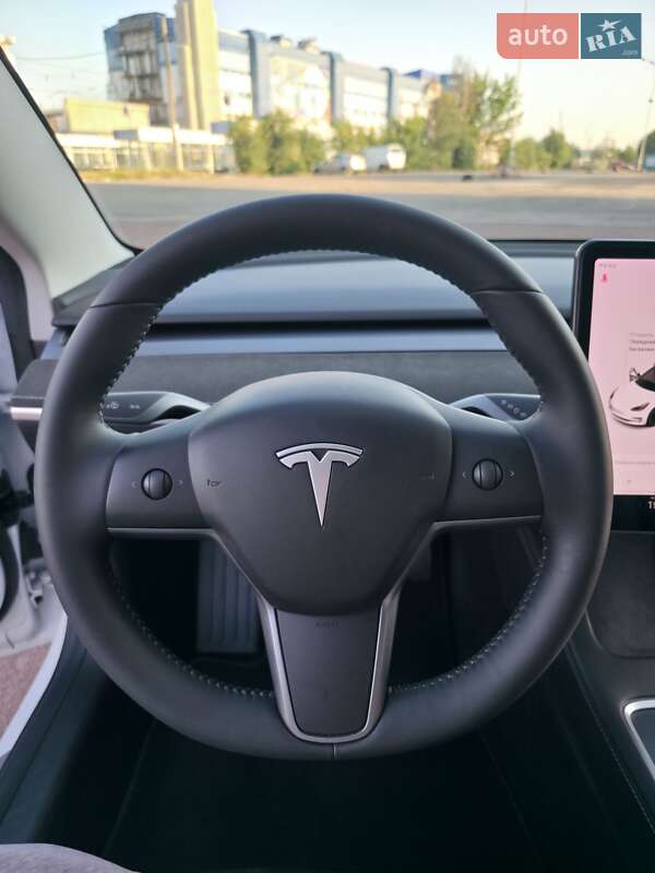 Седан Tesla Model 3 2019 в Харькове фото 23 Седан Tesla Model 3 2019 в Харькове
