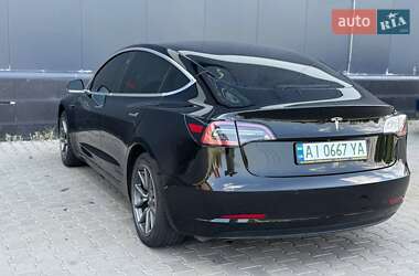 Седан Tesla Model 3 2019 в 