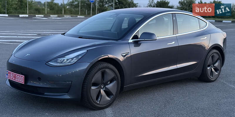 Tesla Model 3 2018