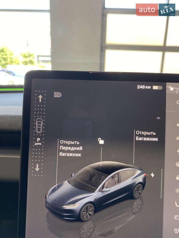Седан Tesla Model 3 2024 в Киеве фото 30 Седан Tesla Model 3 2024 в Киеве
