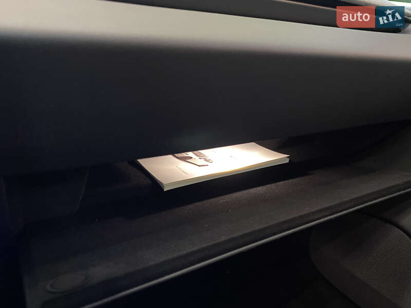 Седан Tesla Model 3 2024 в Киеве фото 32 Седан Tesla Model 3 2024 в Киеве