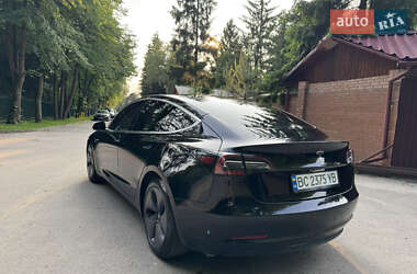 Седан Tesla Model 3 2019 в 