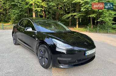 Седан Tesla Model 3 2019 в 