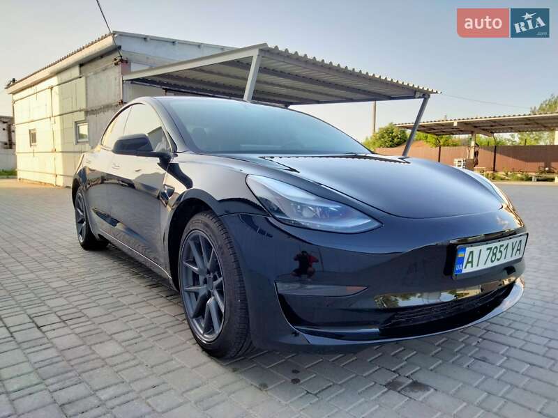 Седан Tesla Model 3 2023 в Белой Церкви