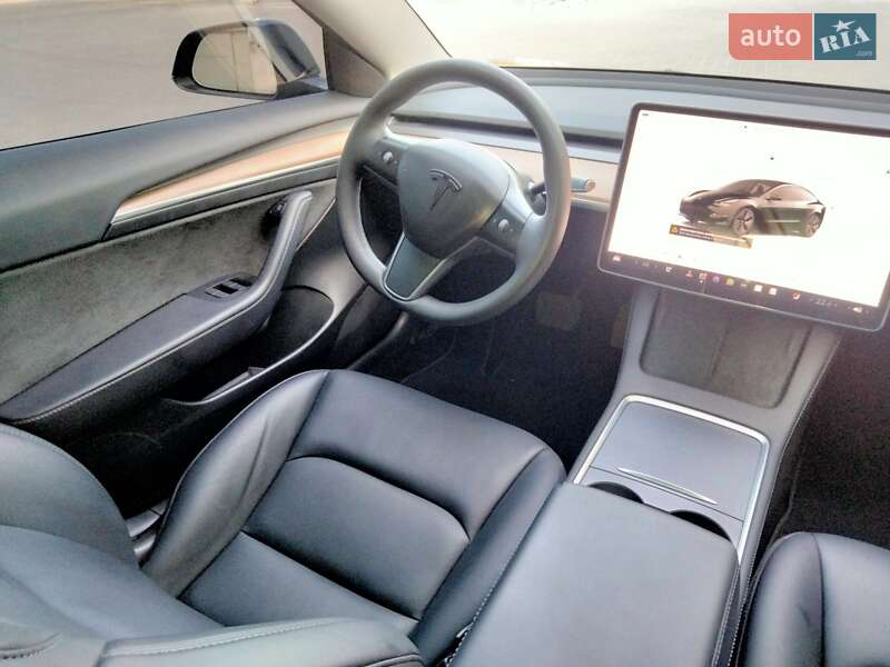 Седан Tesla Model 3 2023 в Белой Церкви