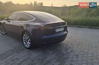 Седан Tesla Model 3 2019 в 
