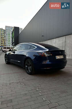 Седан Tesla Model 3 2018 в 