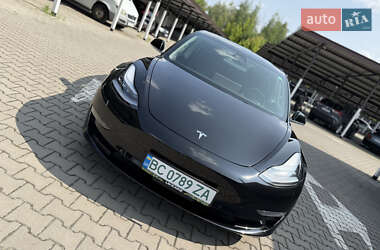 Tesla Model 3 2019
