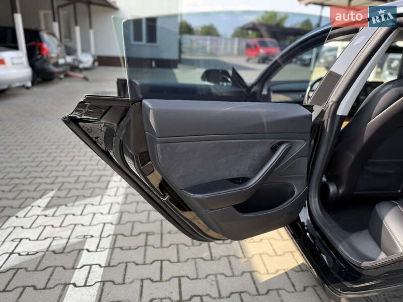 Седан Tesla Model 3 2019 в Шептицькому фото 21 Седан Tesla Model 3 2019 в Шептицькому