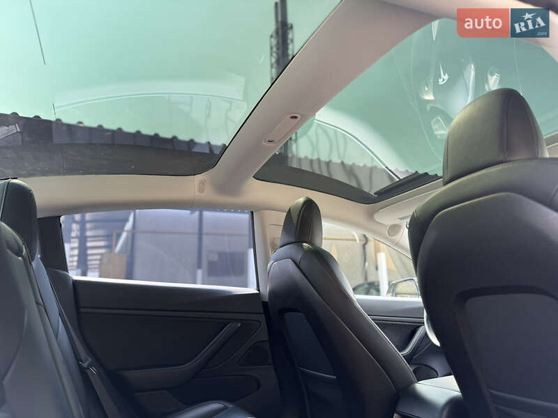 Седан Tesla Model 3 2019 в Шептицькому фото 35 Седан Tesla Model 3 2019 в Шептицькому