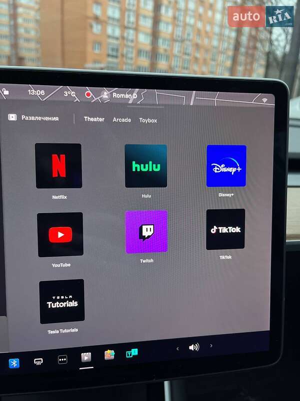 Седан Tesla Model 3 2018 в Ирпене