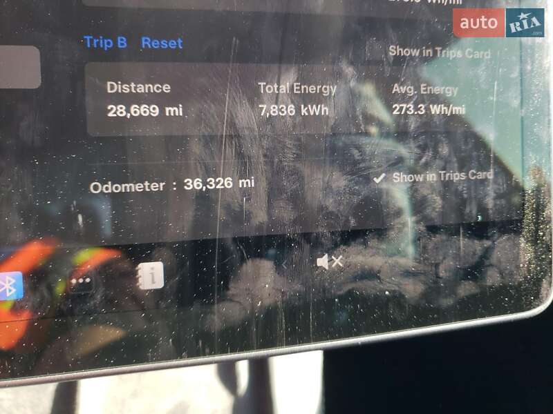 Седан Tesla Model 3 2022 в Киеве