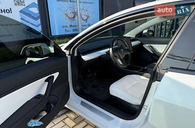 Седан Tesla Model 3 2018 в 