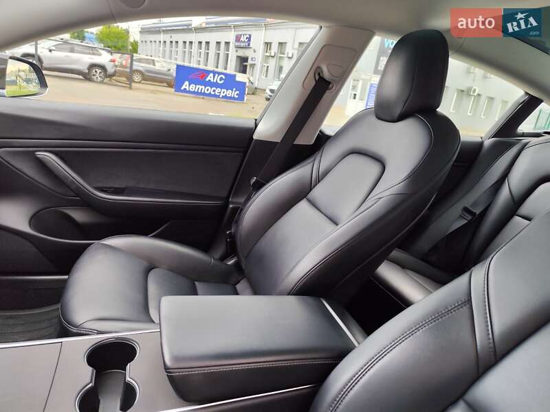 Седан Tesla Model 3 2019 в Києві фото 31 Седан Tesla Model 3 2019 в Києві