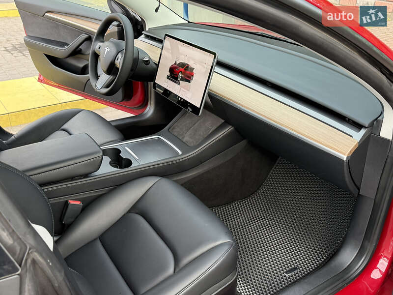 Седан Tesla Model 3 2022 в Ровно фото 11 Седан Tesla Model 3 2022 в Ровно