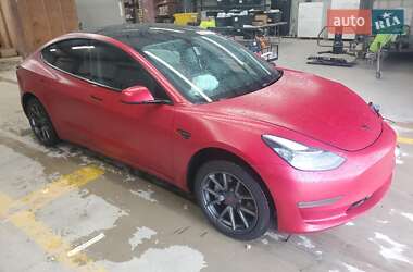 Седан Tesla Model 3 2022 в Львові