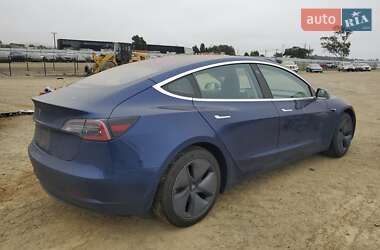 Седан Tesla Model 3 2018 в 