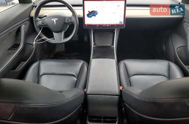 Седан Tesla Model 3 2018 в 