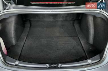 Седан Tesla Model 3 2023 в 